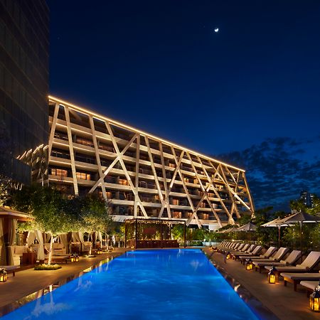 فندق طبعة أبو ظبي إيديشن المظهر الخارجي الصورة The hotel's pool