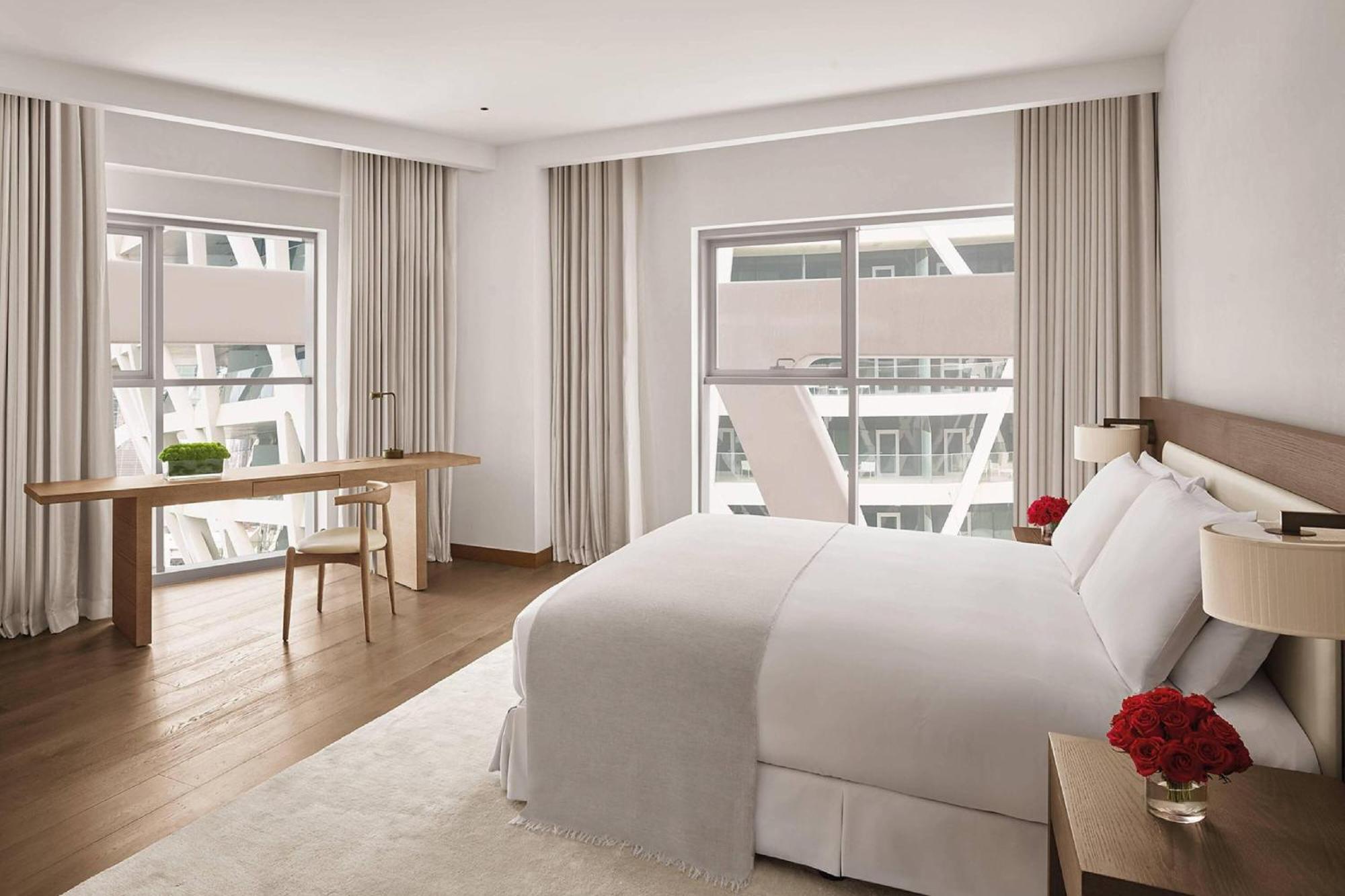 فندق طبعة أبو ظبي إيديشن المظهر الخارجي الصورة A bedroom at The London West Hollywood