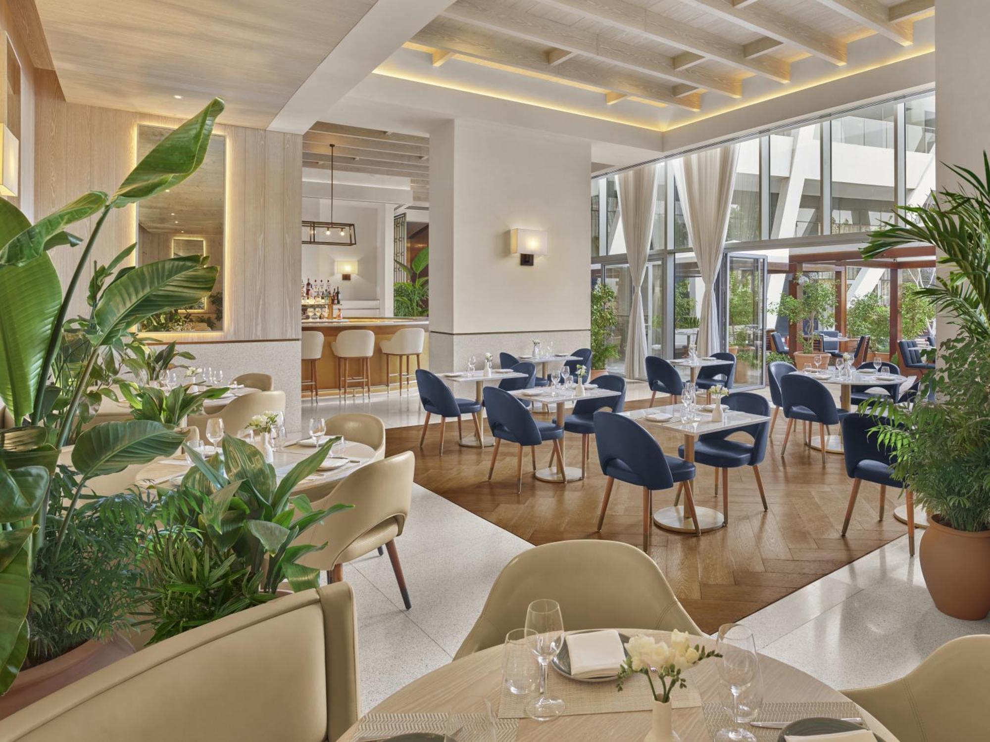 فندق طبعة أبو ظبي إيديشن المظهر الخارجي الصورة The restaurant